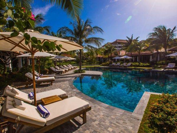 Top 10 des Campings Incontournables du Sud de la Bretagne pour des Vacances Memorable